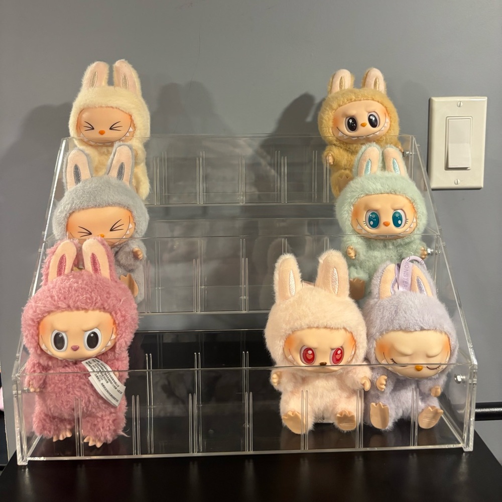 Acrylic Display Stand – Holds 12 Labubu Figures (Labubus NOT Included!)